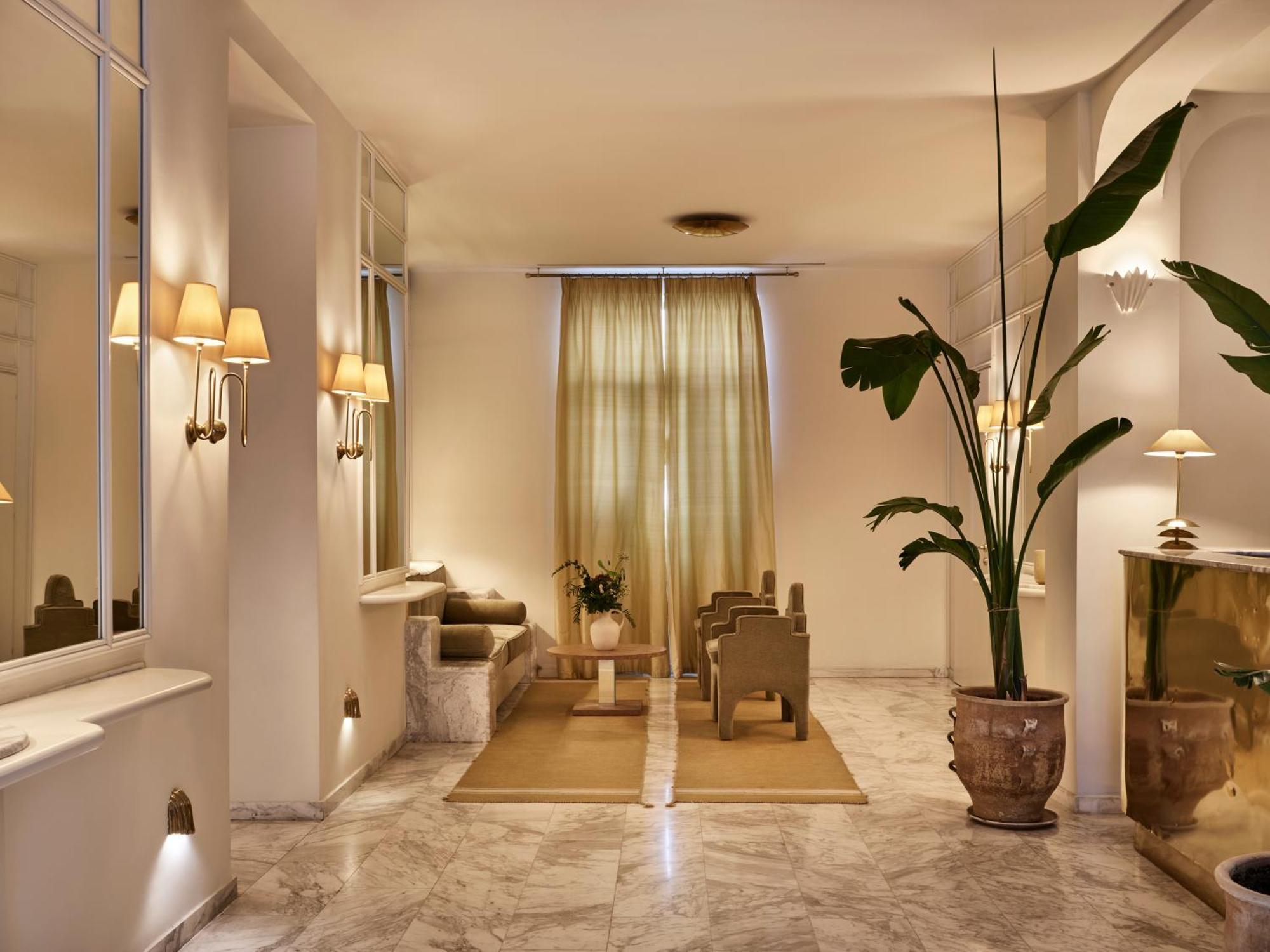 Apollo Palm Hotel